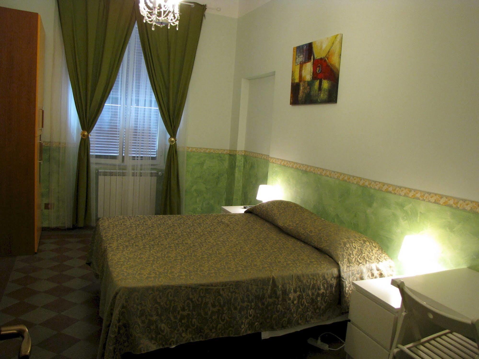 Claudia House Roma Termini Bed & Breakfast Dış mekan fotoğraf